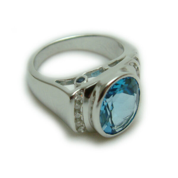 White Gold Blue Topaz Ring